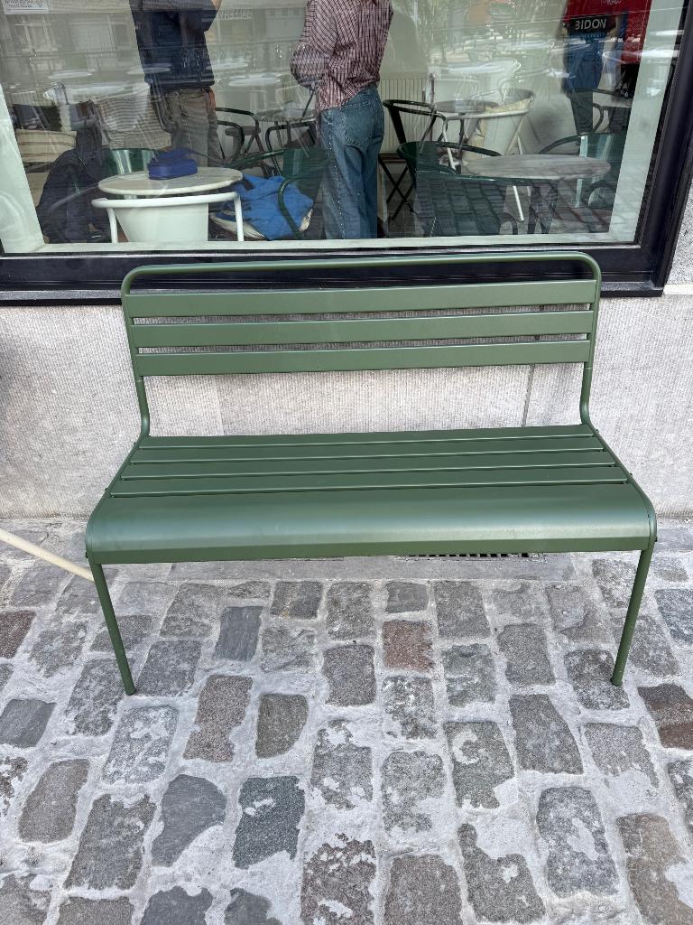 2 nieuwe tuinbanken, Tuin en Terras, Tuinbanken, Ophalen, Zo goed als nieuw, Metaal