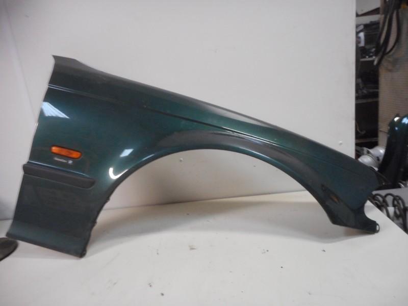 SPATBORD RECHTS VOOR BMW 3 serie (E46 / 4) (01-1997/05-2005), Auto-onderdelen, Gebruikt, Voor, BMW, Spatbord