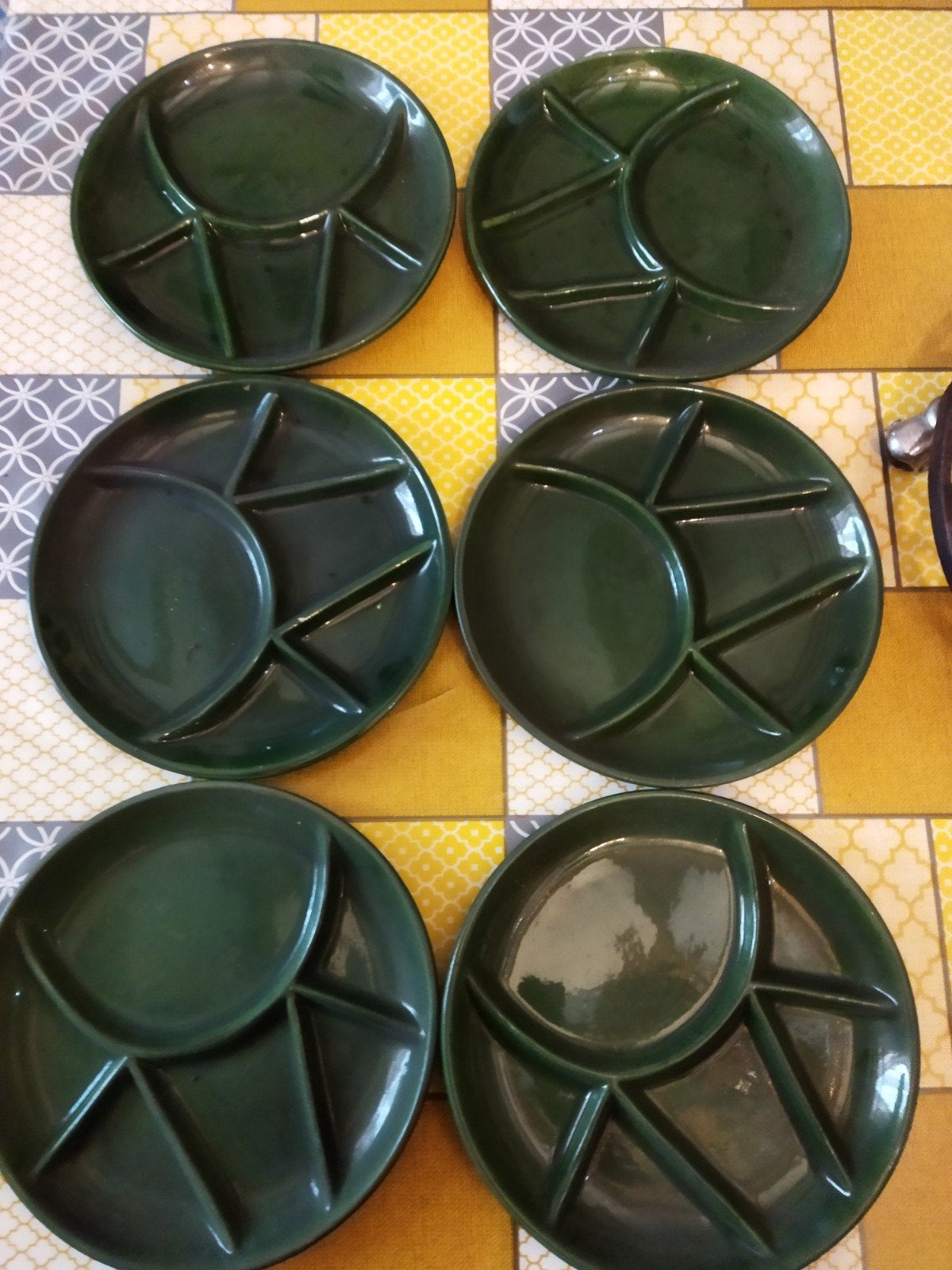 assiettes pour fondue, Enlèvement