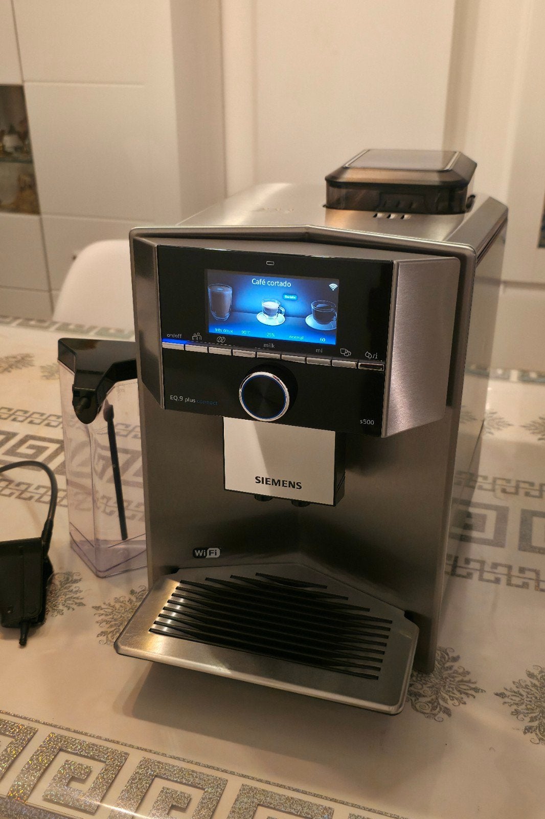 SIEMENS EQ9 PLUS CONNECT S500, Elektronische apparatuur, Ophalen of Verzenden