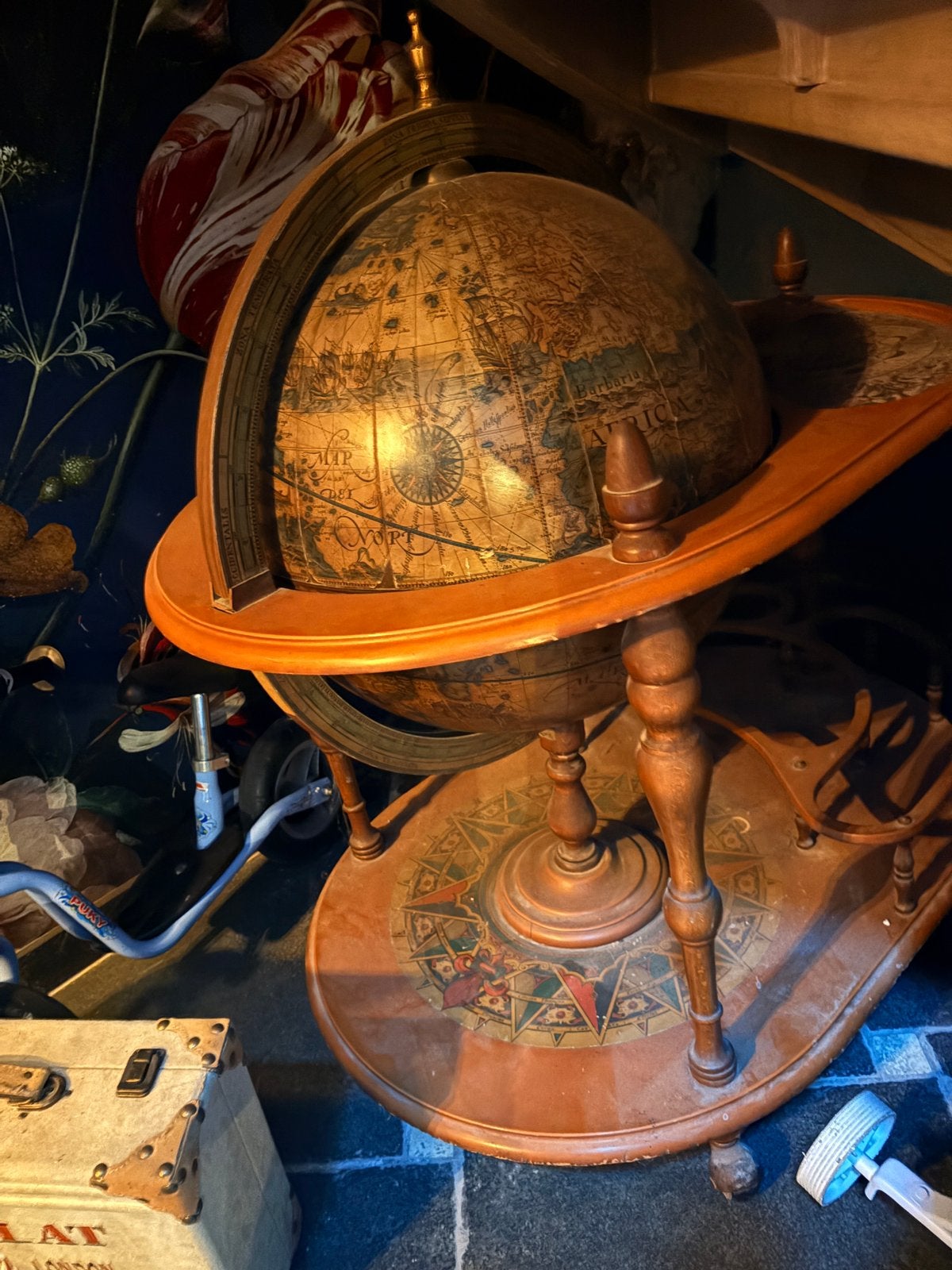 Wereldbol bar, Huis en Inrichting, Woonaccessoires | Wereldbollen, Ophalen, Globebar, Hout, Gebruikt