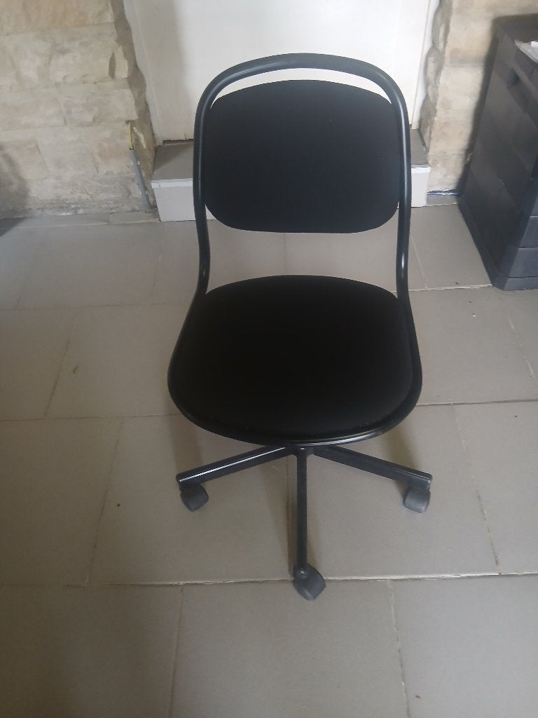 Chaise de bureau enfant noire, Maison & Meubles, Chaises de bureau, Enlèvement, Comme neuf, Noir, Chaise de bureau