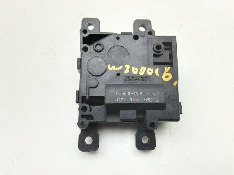 ACTIONNEUR MOTEUR VOLET CHAUFFAGE RAV4 (A5) (|0638002031|), Utilisé, Toyota