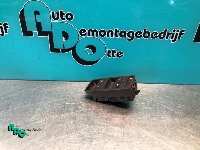 Elektrisch Raam Schakelaar van een Opel Meriva (Meriva B 10-, Gebruikt, -, -, Opel