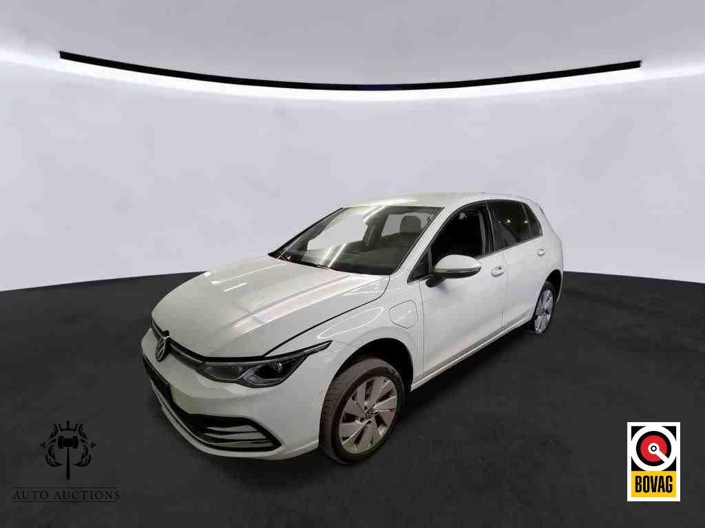 Volkswagen Golf 1.4 eHybrid 204K | Achteruitrijcamera | Adap, Automaat, Zwart, Wit, Bedrijf