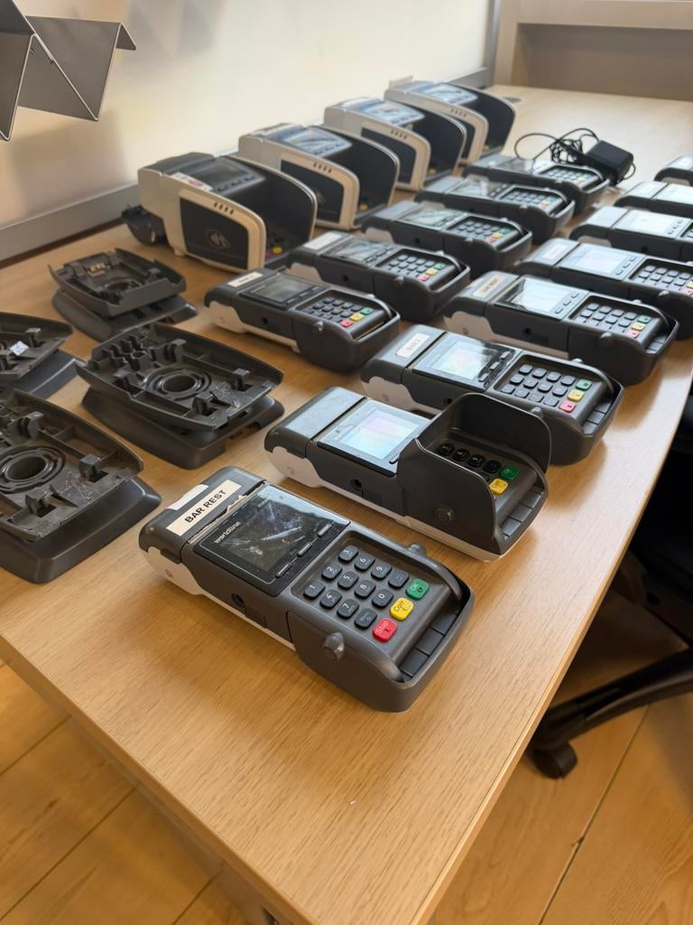 Lot de terminaux 18 de paiement Worldline Yoximo – Prix pro, Télécoms, Téléphonie mobile | Accessoires & Pièces, Comme neuf, Enlèvement