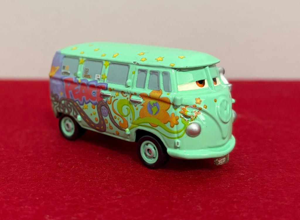 DISNEY CARS Fillmore Diecast 1:55, Ophalen of Verzenden, Nieuw, Auto