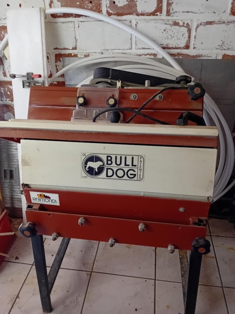 Plintenzaag/frees Bulldog Raimondi, Ophalen, Gebruikt