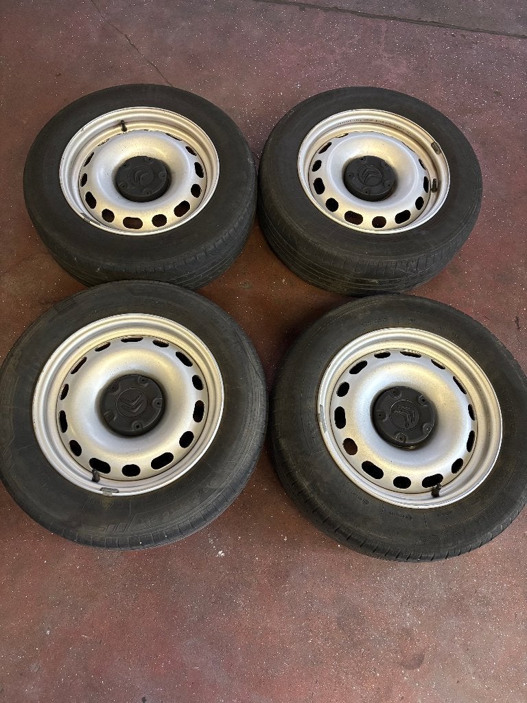4 stalen 15 inch velgen Berlingo / Partner, Auto-onderdelen, Banden en Velgen, Ophalen, 15 inch, Velg(en)