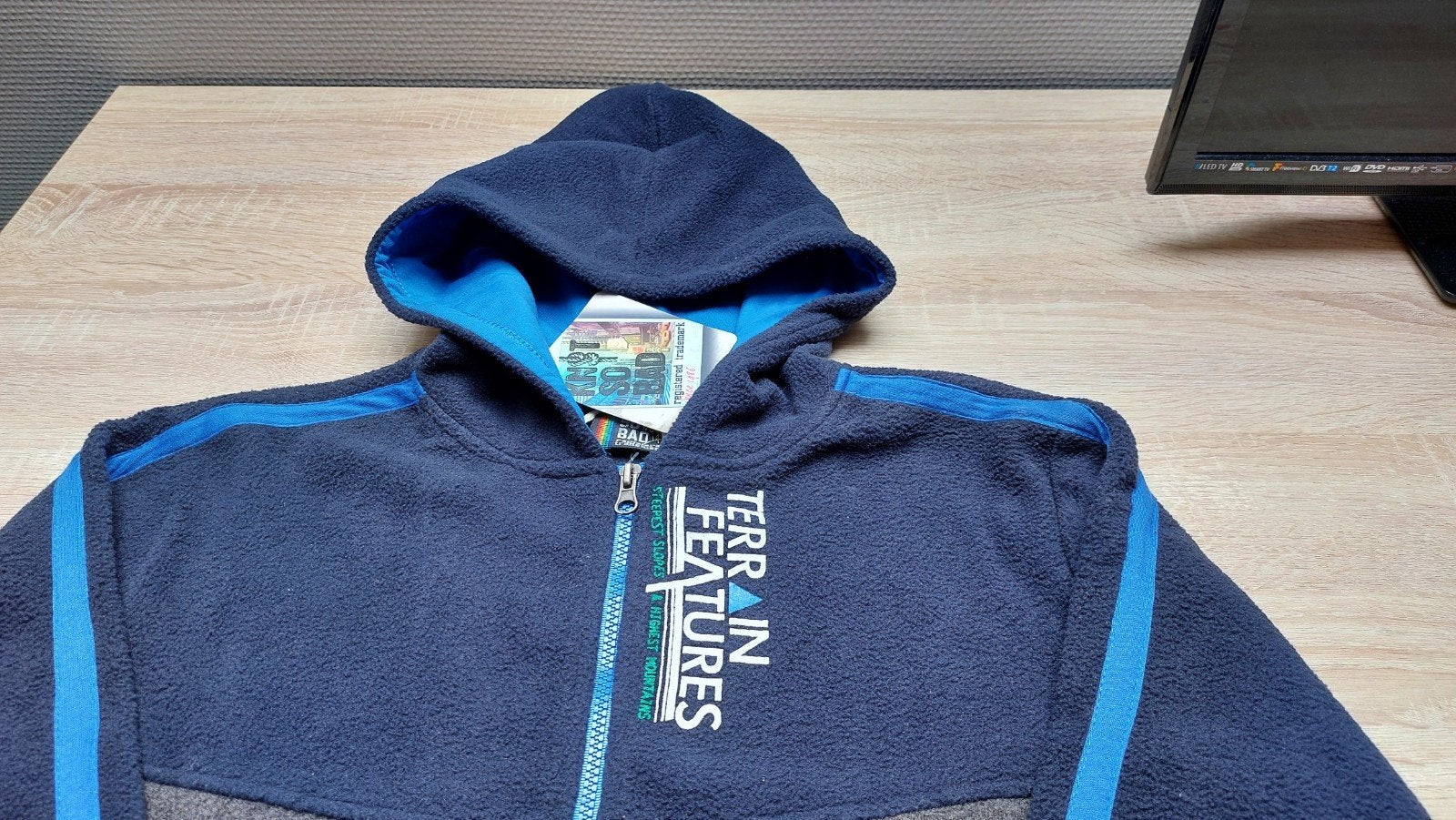 KOOPJE !!!! Warme fleece trui/gilet met rits en kap., Enfants & Bébés, Vêtements enfant | Taille 170, Enlèvement ou Envoi, Neuf