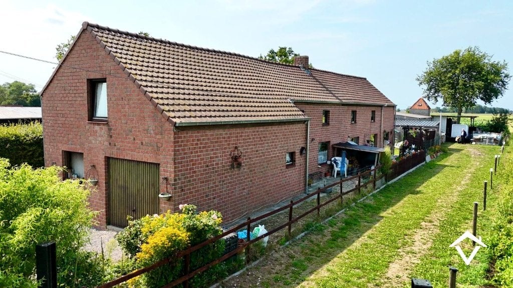 Te renoveren halfopen bebouwing te Koekelare, Immo, Tot 200 m², Hoekwoning, Provincie West-Vlaanderen, 102 m²