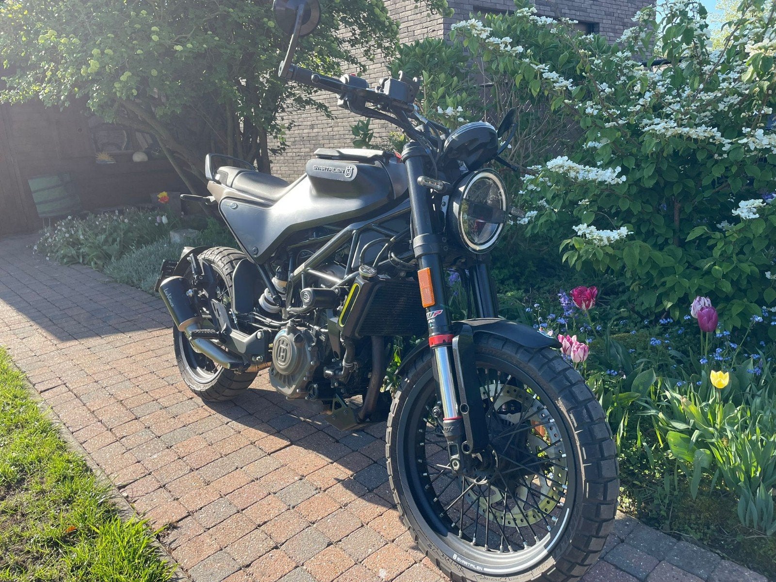 Moto husqvarna 125 cc, Fietsen en Brommers, Brommers | Overige merken, Ophalen