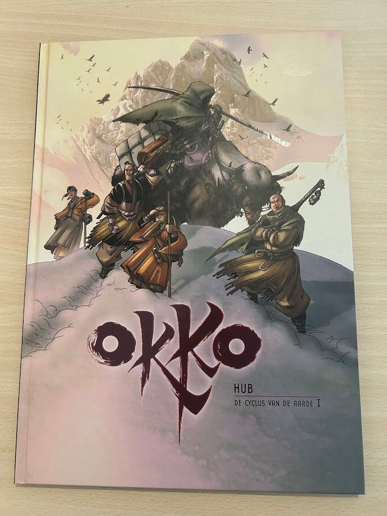 Okko - De cyclus van de aarde - Deel 1 HC, Une BD, Enlèvement, Comme neuf