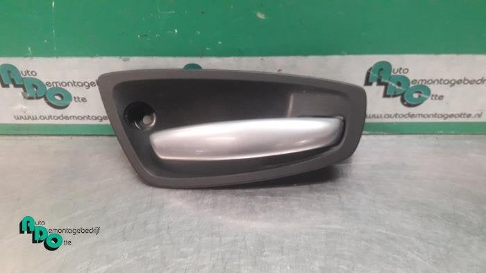 Poignée portière 4portes avant droite d'un BMW 1-Serie (1-, Autos : Pièces & Accessoires, -, 3 mois de garantie, Utilisé, -
