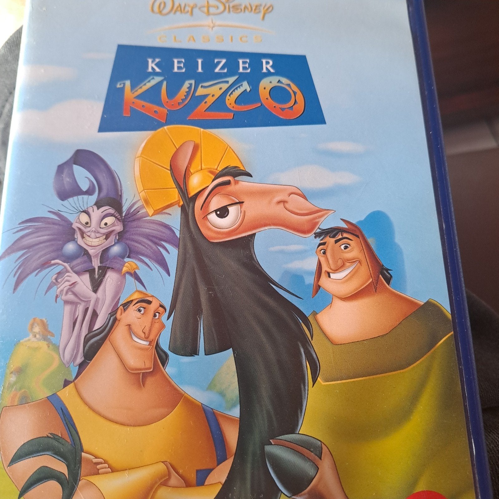 Disney Emperor Kuzco en parfait état 2eu, Enlèvement ou Envoi, Dessin animé, Tous les âges, Néerlandais