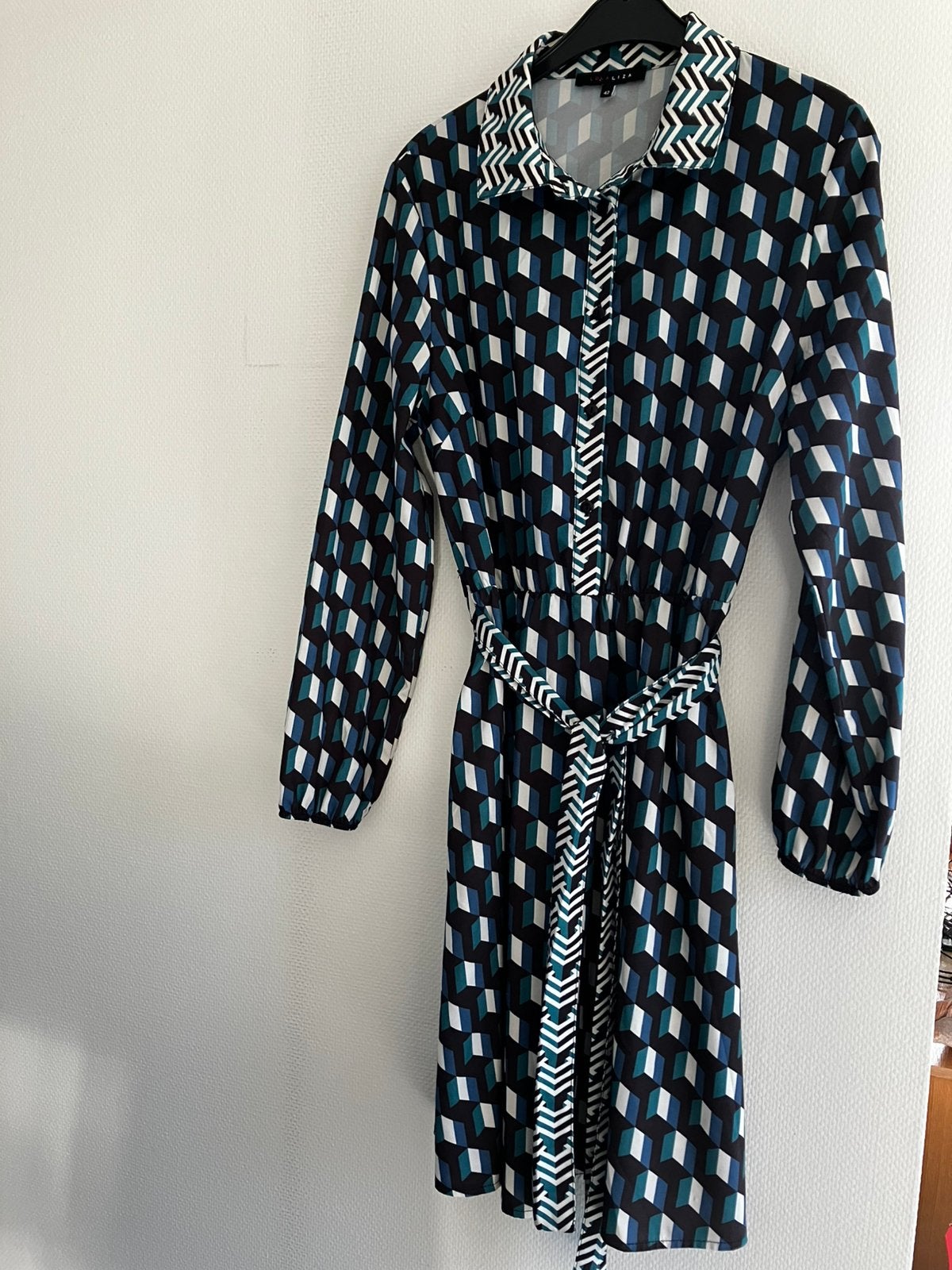 Kleedje LOLA LIZA, maat 42., Kleding | Dames, Ophalen of Verzenden, Zo goed als nieuw, Maat 42/44 (L)