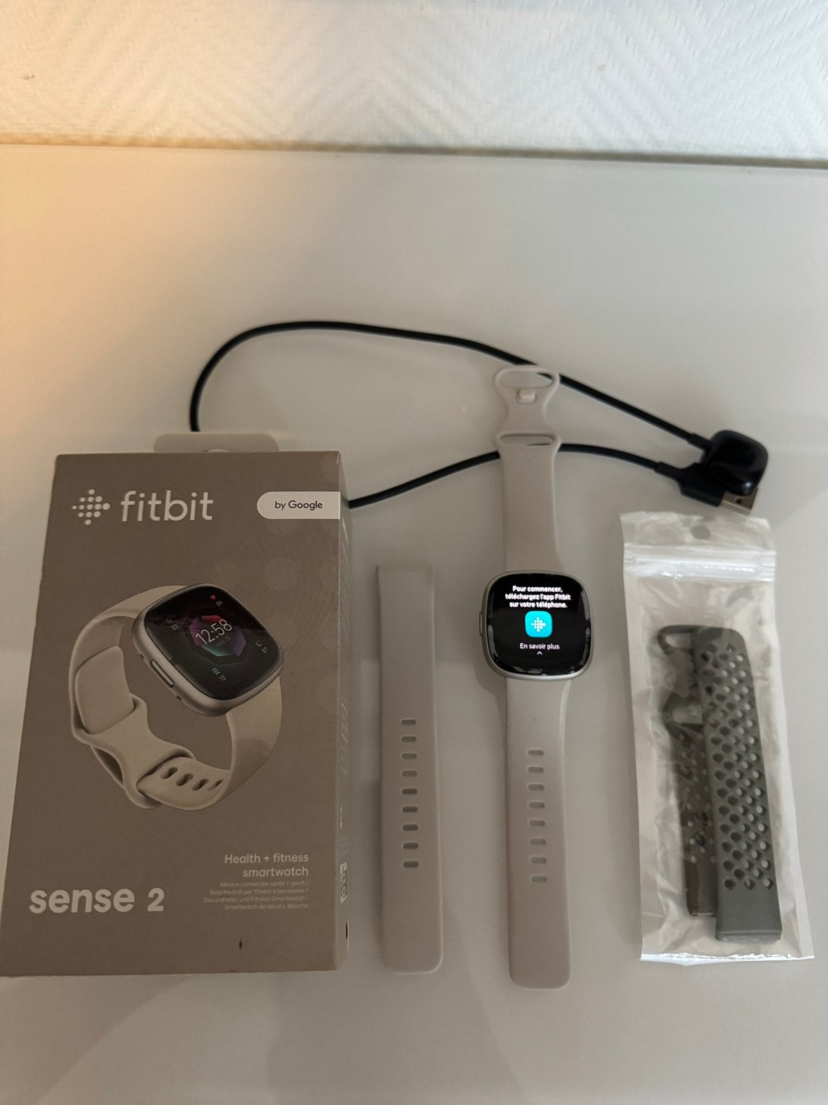 Fitbit Sense 2 grijs, Ophalen of Verzenden, Conditie, Zo goed als nieuw, Grijs
