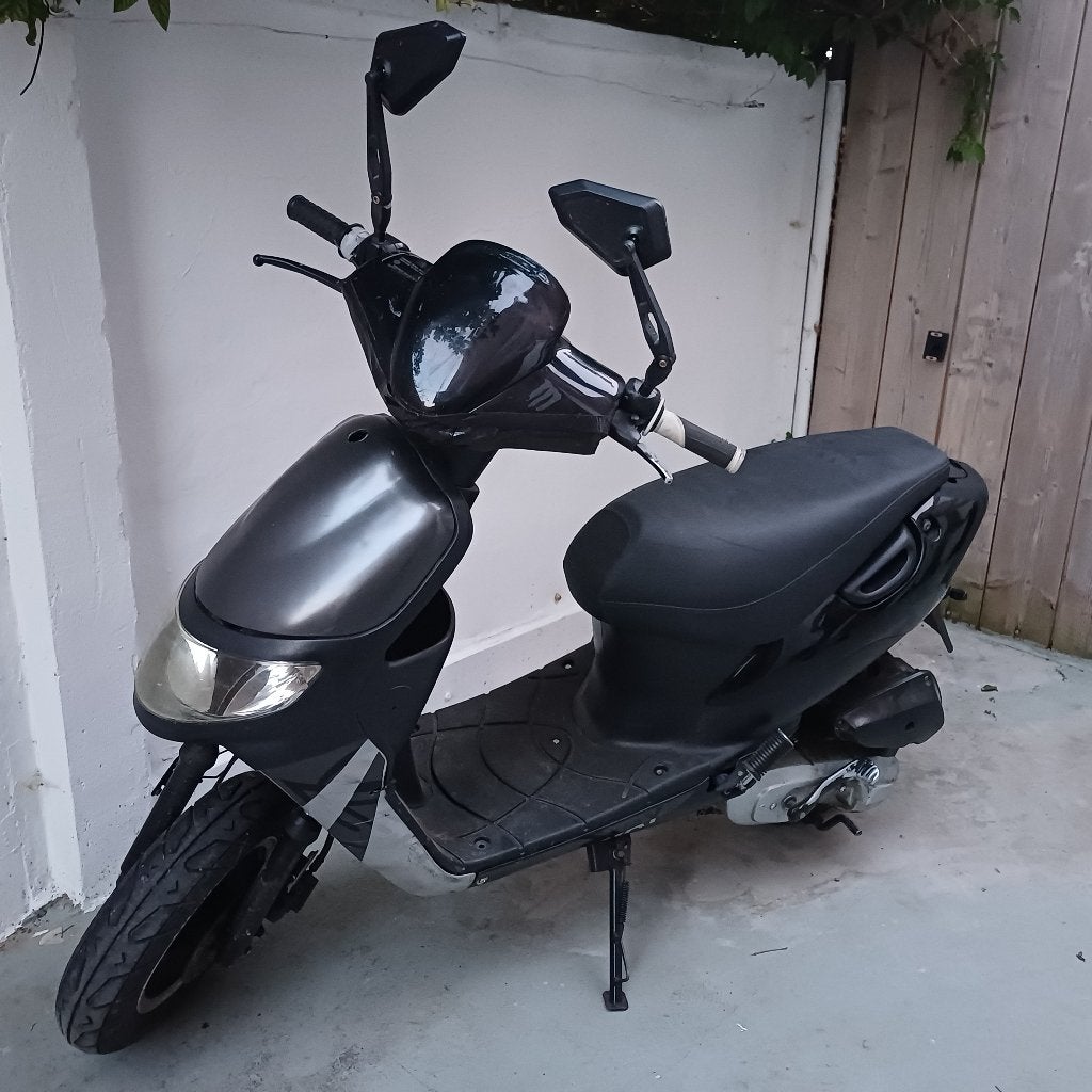 Keeway Hurricane A-klasse, Fietsen en Brommers, Snorfietsen en Snorscooters, Gebruikt, Overige merken, Tweetakt, Ophalen