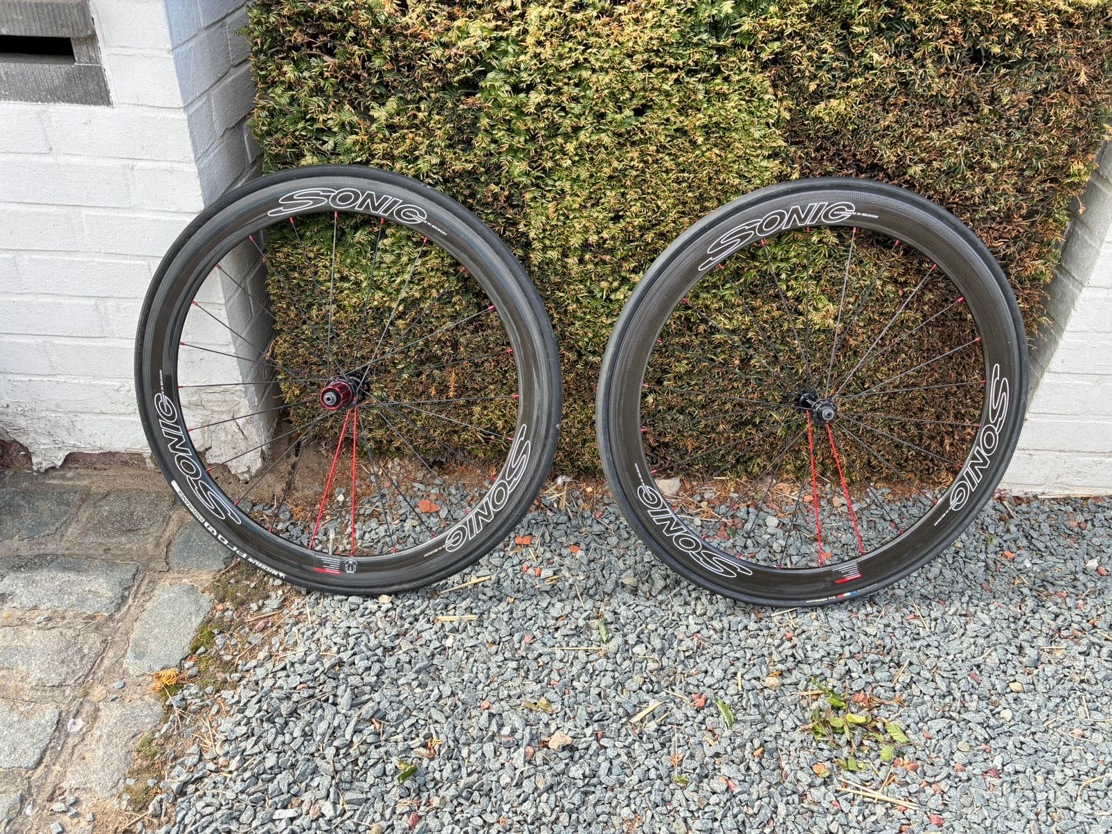 Velgen/Wielen Sonic. Geen goede status. Clinchers. Wielen, Fietsen en Brommers, Fietsonderdelen, Zo goed als nieuw, Racefiets