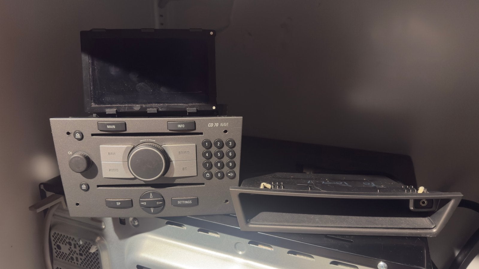 Opel cd70 navi radio compleet, Auto diversen, Autoradio's, Ophalen of Verzenden, Zo goed als nieuw
