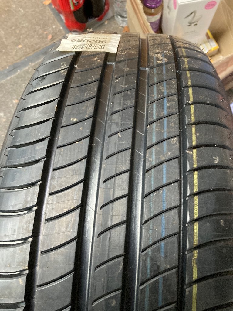 4 Pneus Michelin 225/55/18, Autos : Pièces & Accessoires, Pneus & Jantes, Neuf, Véhicule de tourisme, Pneus été, Enlèvement
