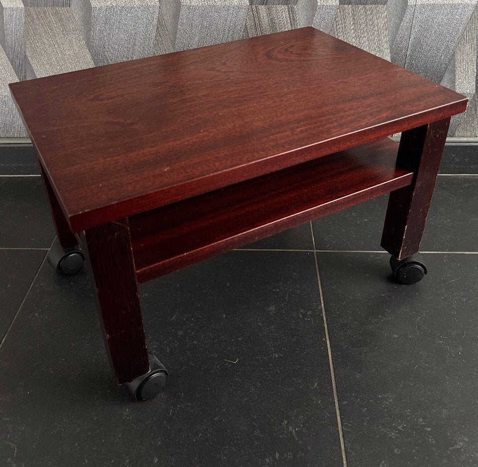 GRATIS Bijzettafel /nachtkastje op wieltjes, Huis en Inrichting, Ophalen, Minder dan 45 cm, Minder dan 55 cm, Gebruikt