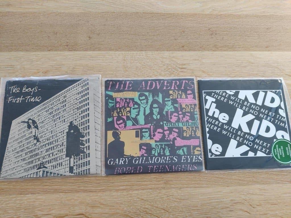 3 gezochte singles (punk, the adverts, kids, the boys), Ophalen of Verzenden, LP