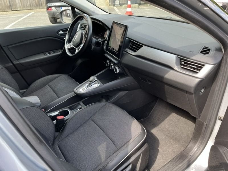 Renault Captur Intens Plug-In Hybrid*GPS*Cam*1j Gar, https://public.car-pass.be/vhr/98acc823-0325-418b-af32-0fe43036c7f6, Argent ou Gris