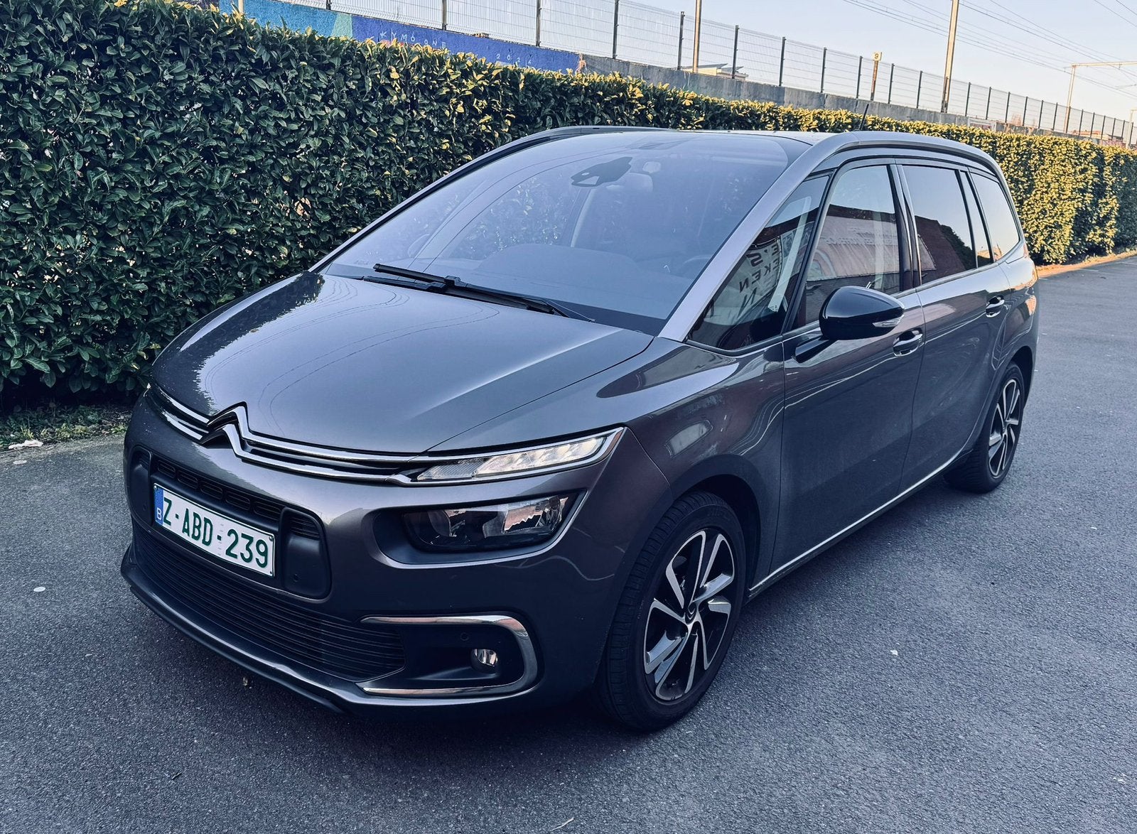 Citroën Grand C4 Space ! 1er/7 pl/voiture/pleine garantie, Autos, Citroën, Argent ou Gris, Achat, 6 portes, Euro 6