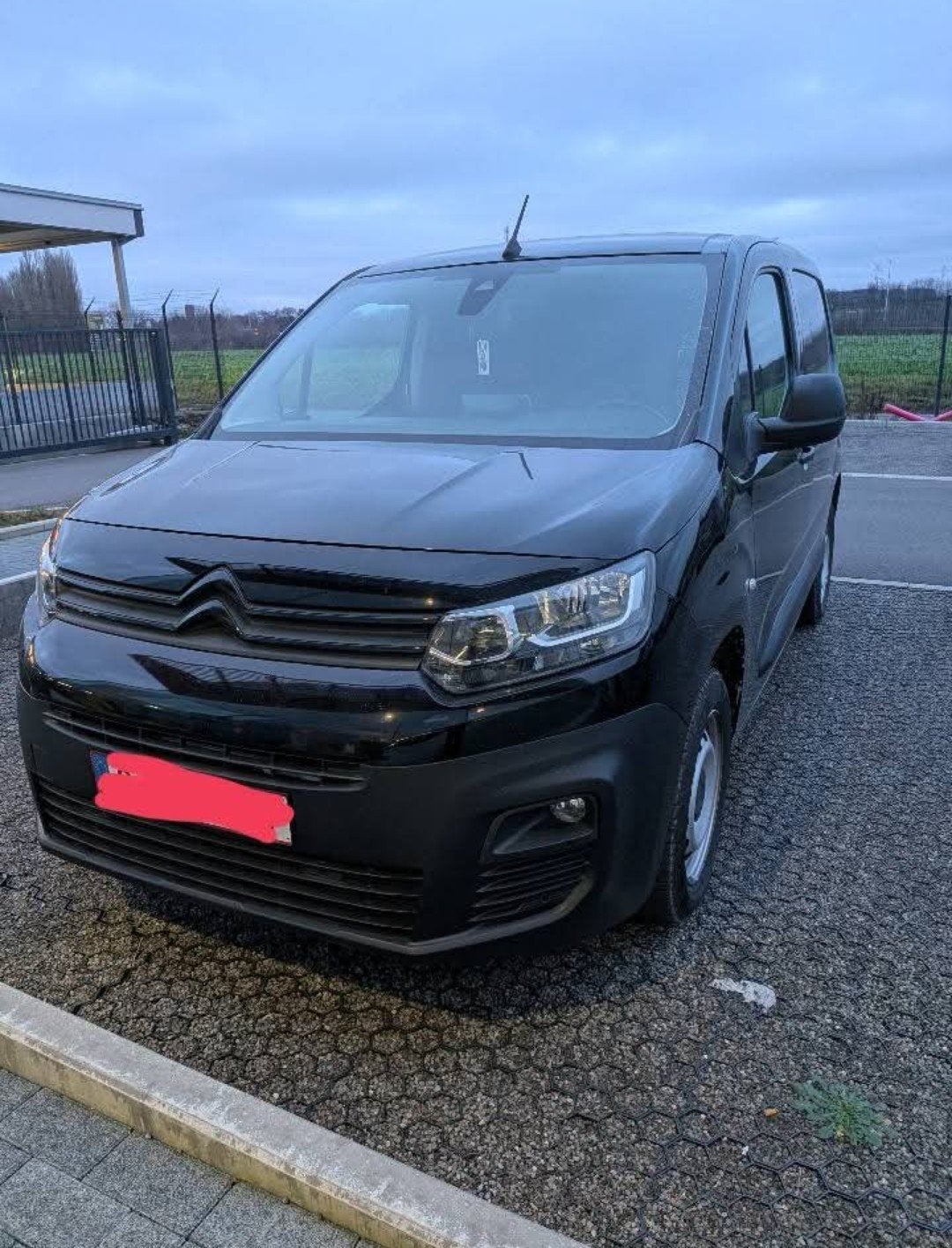 Citroen berlingo utilitaire 2019 131ch 170.000km, Autos, Achat, Noir, Diesel, Particulier