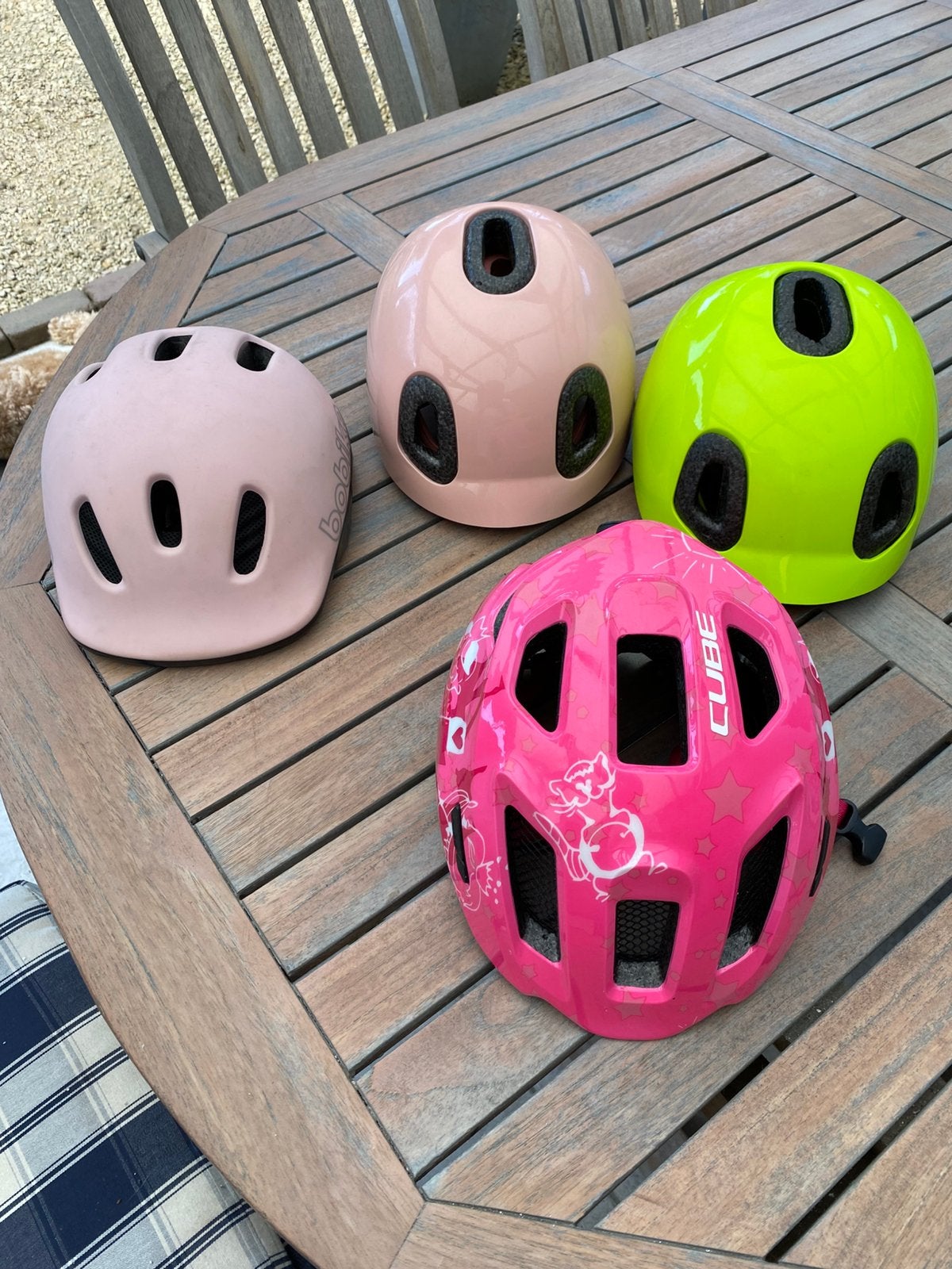 4x kinderhelmen €8/stuk, Ophalen, Zo goed als nieuw