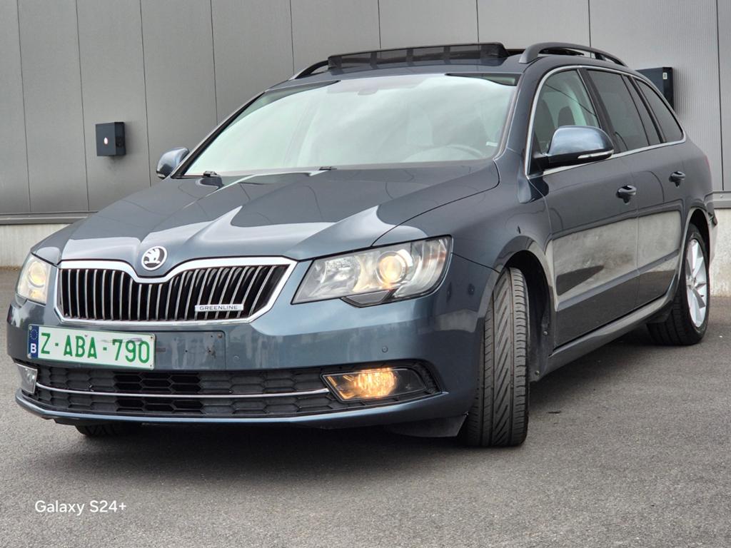 Skoda Superb 1.6 Diesel, Autos, Skoda, Achat, Entreprise, Noir, 5 portes
