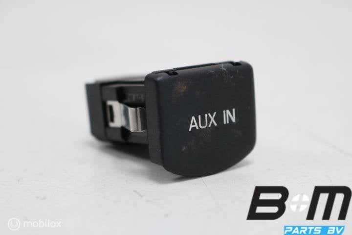 Aux - in bus met deksel VW Polo 6C 6R0035724, Auto-onderdelen, Gebruikt