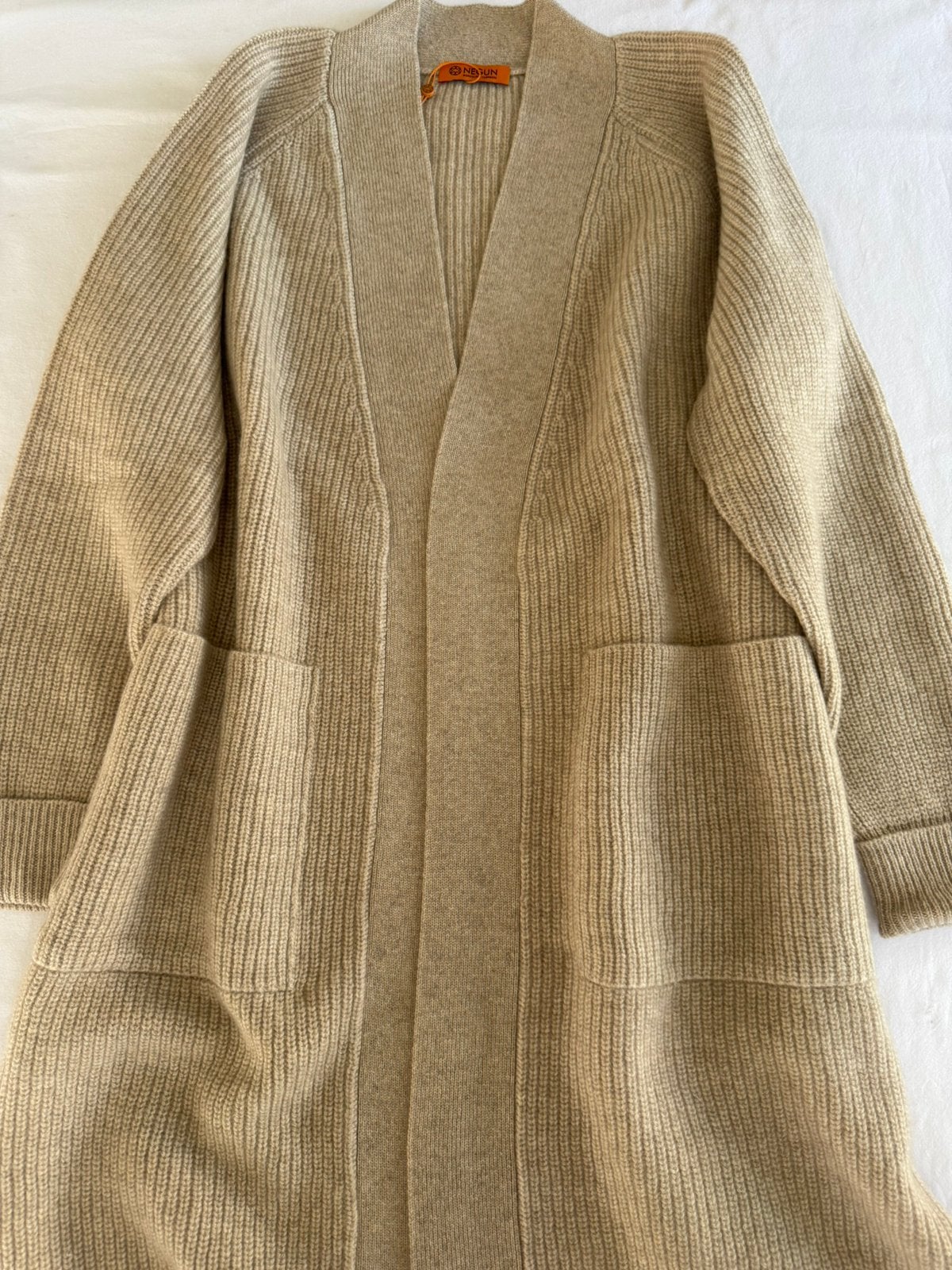 Long cashmere cardigan., Ophalen of Verzenden, Nieuw, Maat 42/44 (L), Beige