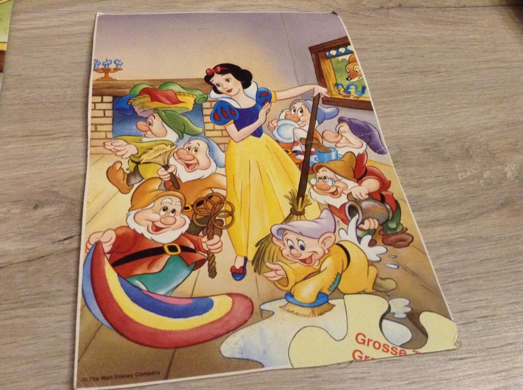 Disney Sneeuwwitje vloerpuzzle (24 stuks), Kinderen en Baby's, Ophalen of Verzenden, 10 tot 50 stukjes, Gebruikt, 4 tot 6 jaar