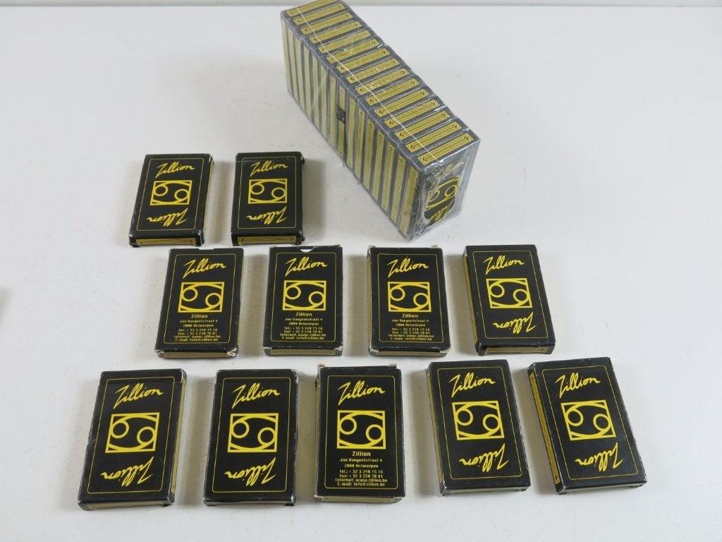 Sets originaux de cartes à jouer, cartes de poker, Zillion, Enlèvement ou Envoi, Neuf, Carte(s) à jouer