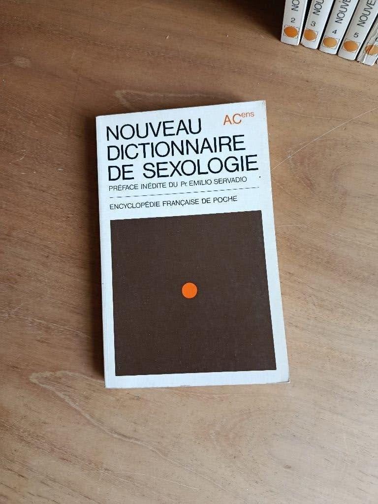 Nouveau dictionnaire de sexologie (10 volumes), Livres, Enlèvement ou Envoi, Comme neuf