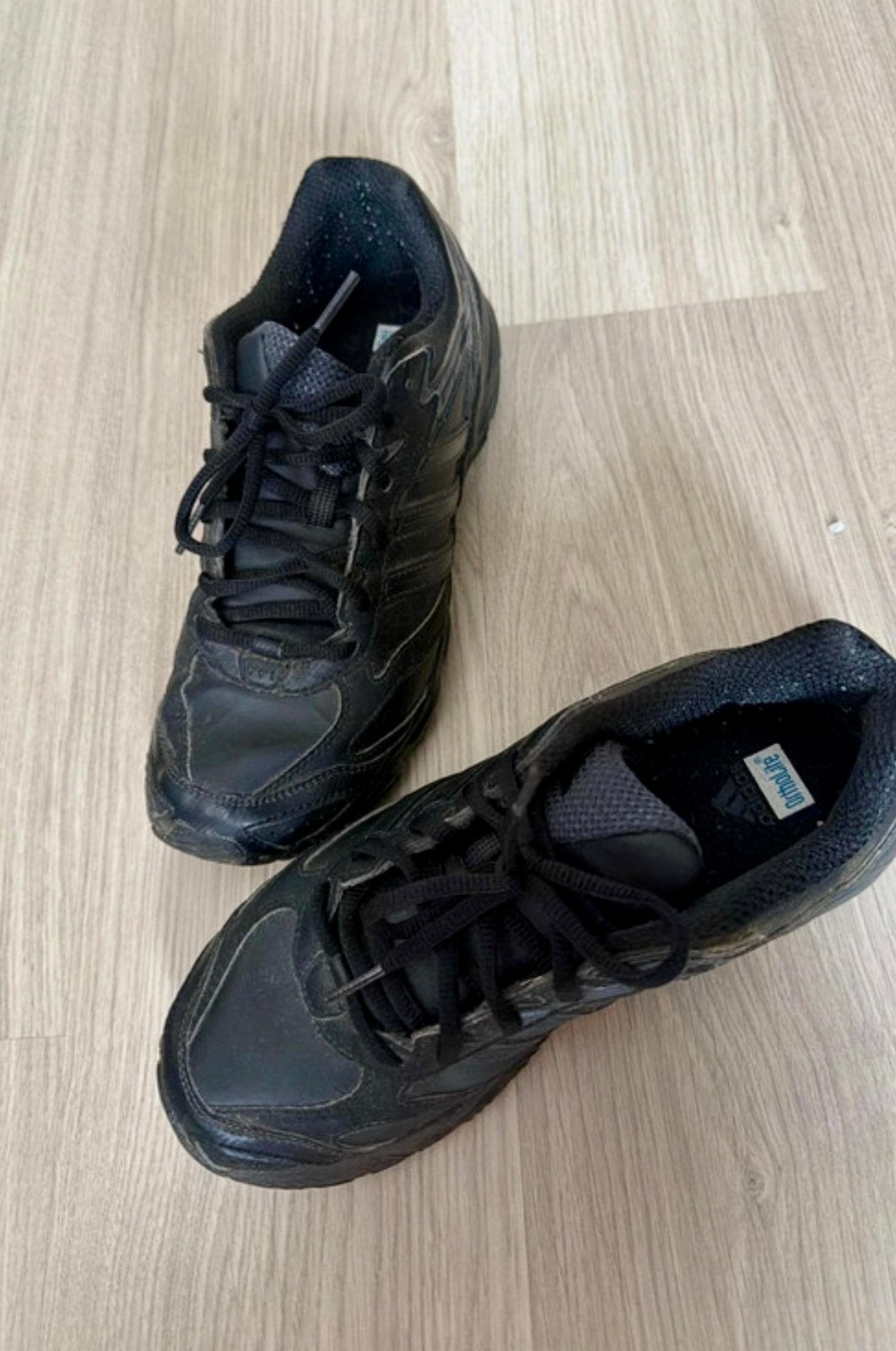 Basket femme Adidas, Vêtements | Femmes, Enlèvement ou Envoi, Comme neuf