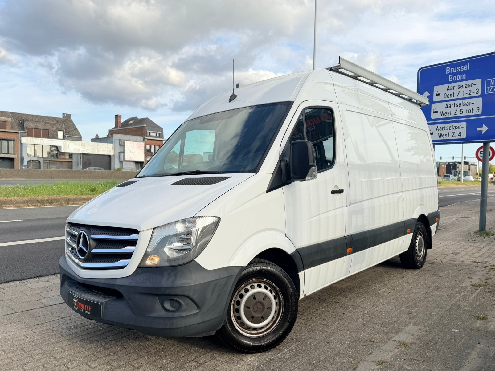 Mercedes Sprinter 314cdi L2H2 2017 176dkm 143pk Euro6b, Auto's, Voorwielaandrijving, Stof, Euro 6, Wit