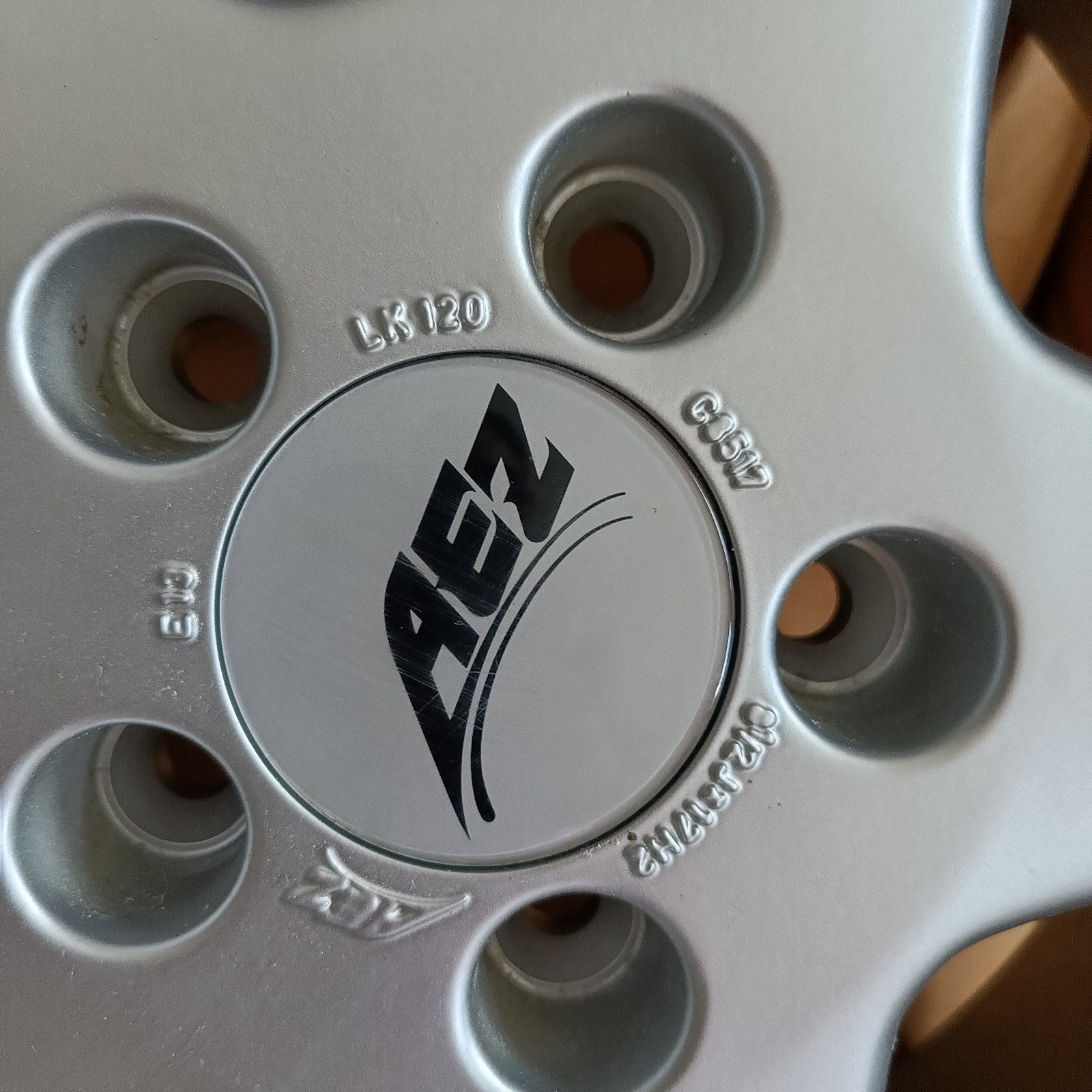 AEZ C8517 VELGEN - Steek  5x120 


17inch 8.5J ET13 Steekmaa, Ophalen, Velg(en), Nieuw, 17 inch