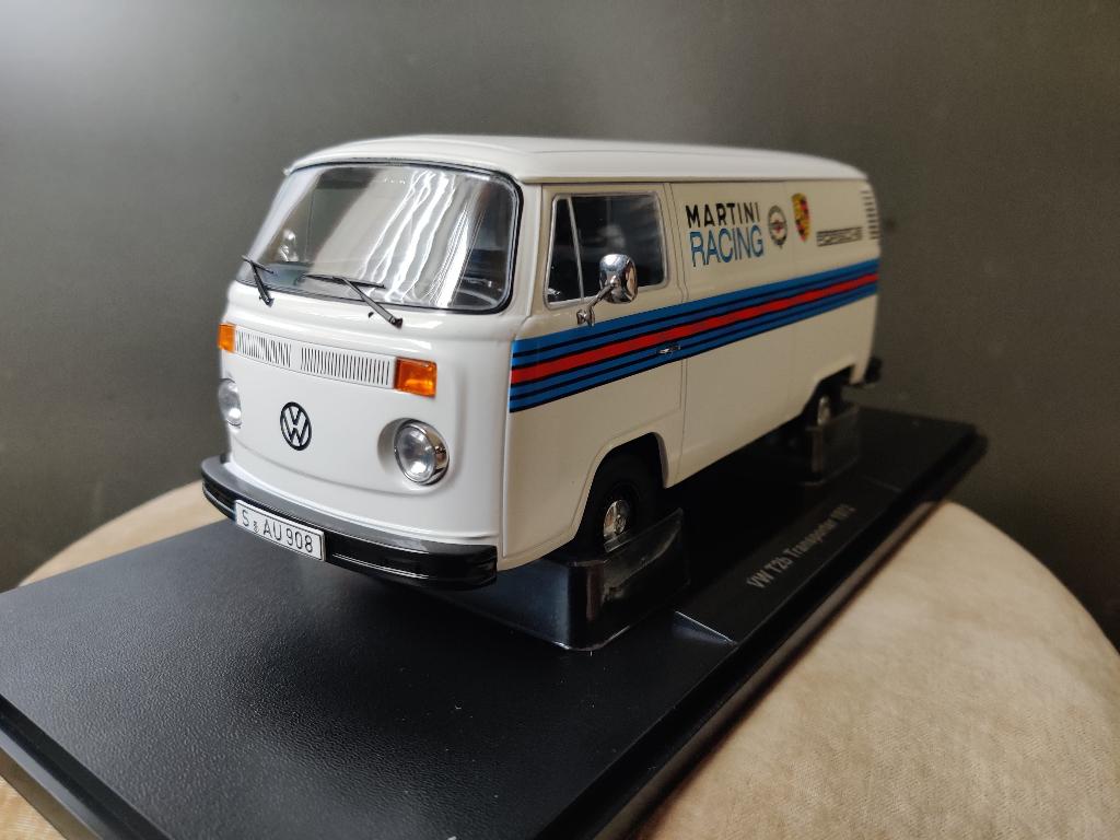 Volkswagen T2b transporter 1972 KK-Scale 1/18e neuf., Ophalen of Verzenden, Nieuw, Auto, Overige merken