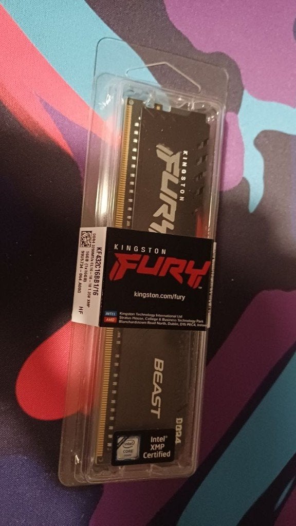 Kingston FURY Beast 16GB DDR4 3200MHz (KF432C16BB/16), DDR4, Nieuw, Ophalen of Verzenden, Desktop