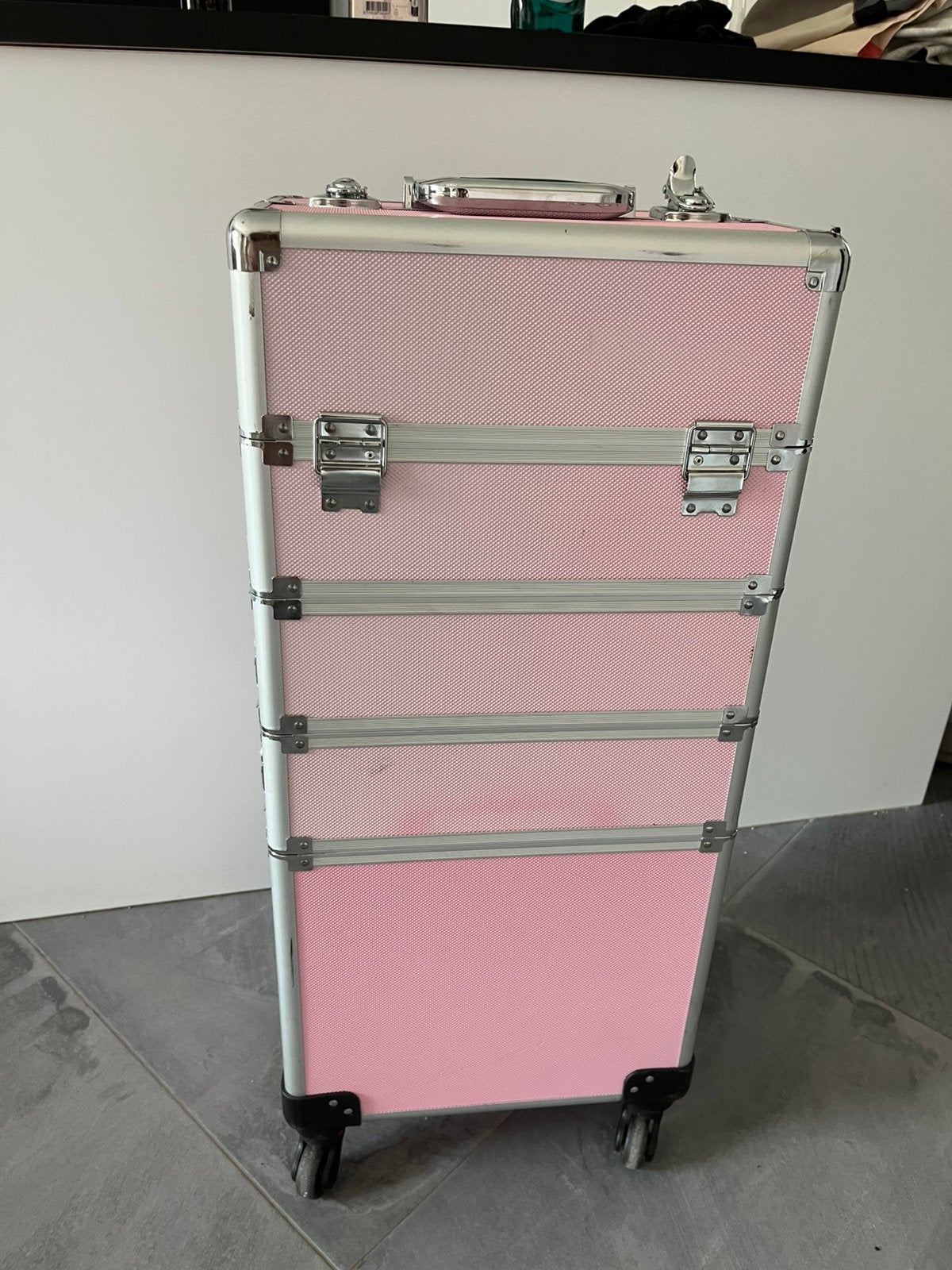 Roze make up koffer ( zonder de spullen er in!), Handtassen en Accessoires, Beautycases, Ophalen, Zo goed als nieuw, Roze