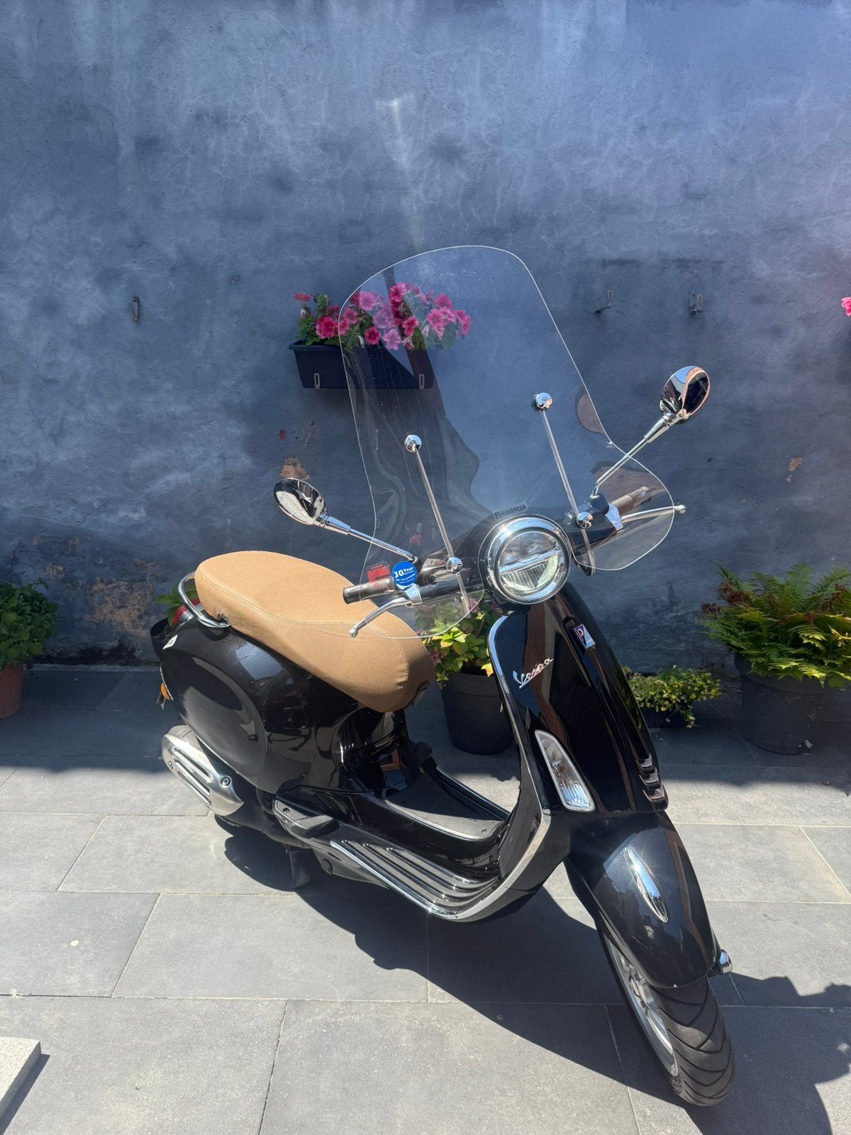 Vespa Primavera 50cc (25 km/u) – 2023 – 3.000 km, Fietsen en Brommers, Ophalen, Zo goed als nieuw, Benzine, Vespa