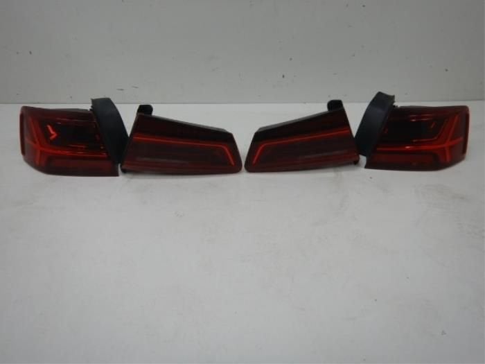 Audi A6 4G Sedan Facelift Dynamisch LED Achterlichten Set, Ophalen of Verzenden, Gebruikt