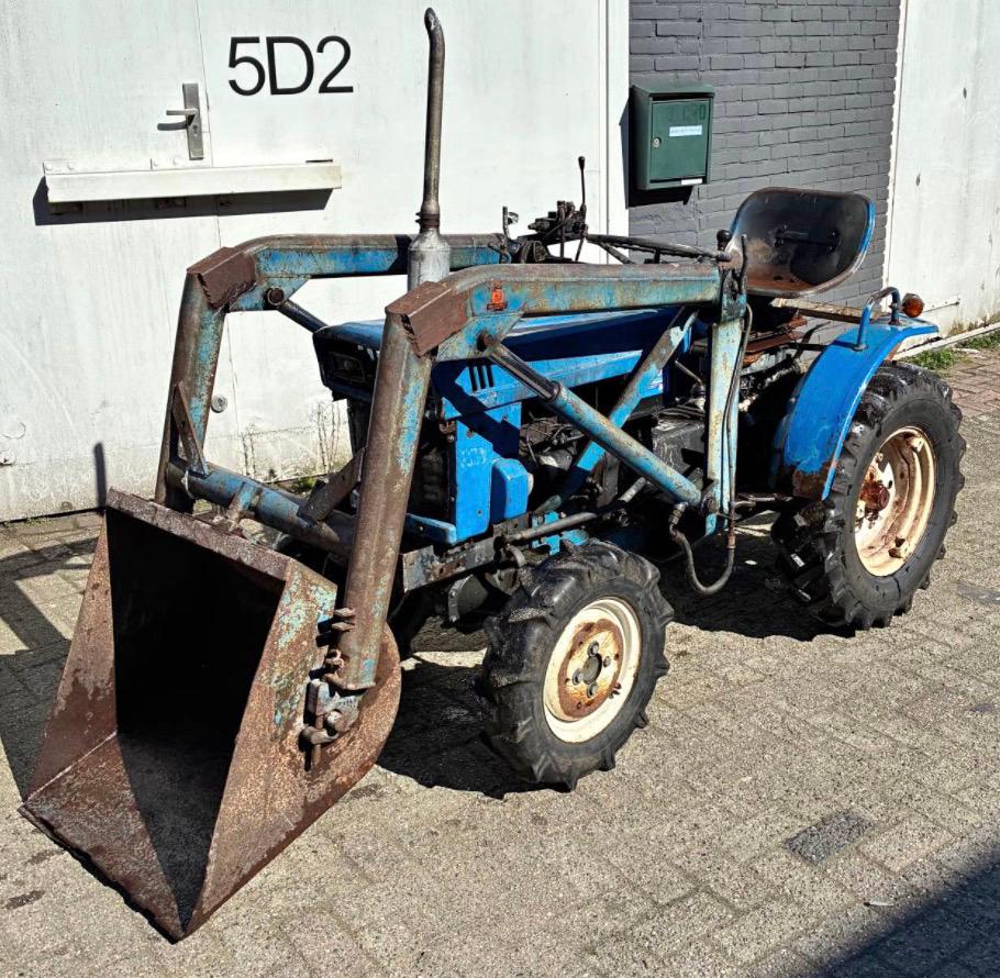 Trekker 4*4, Ophalen