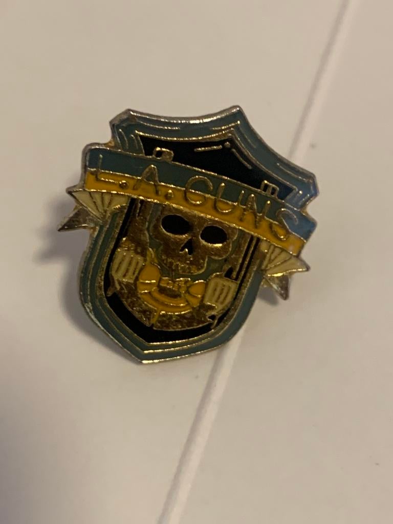 Retro pin van de Amerikaanse rockband L.A.Guns, Ophalen of Verzenden, Zo goed als nieuw