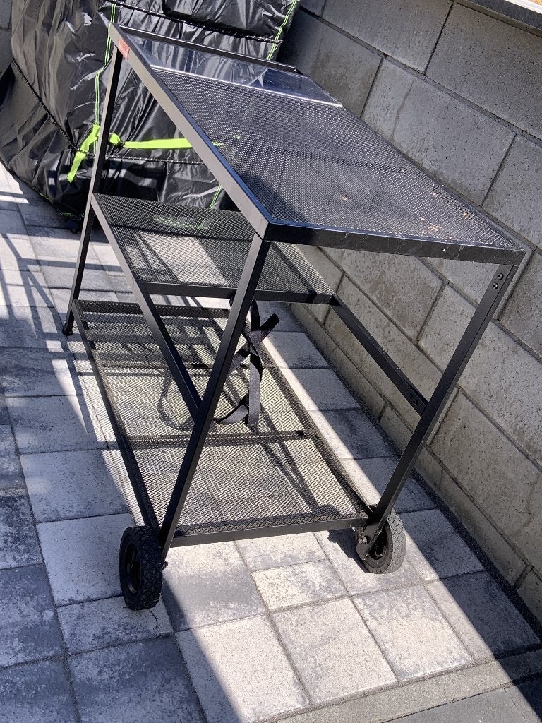 Table de service Barbecook / Plancha – tout métal – TBEG, Enlèvement, Utilisé, Métal ou Aluminium, 75 cm ou plus