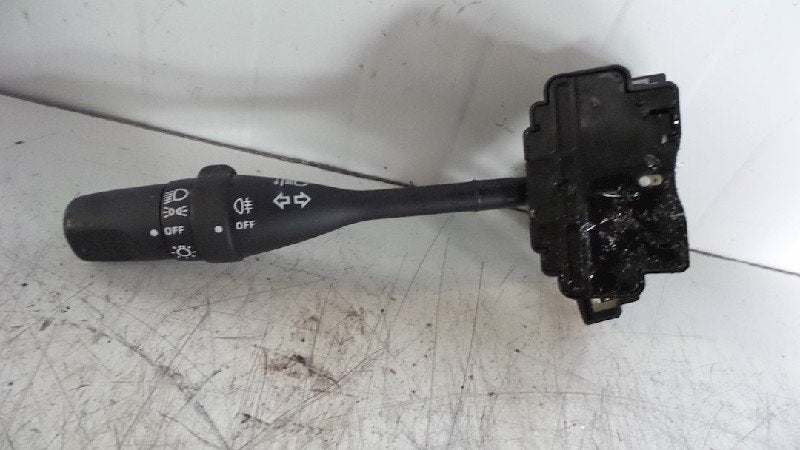 KNIPPERLICHTSCHAKELAAR Nissan Almera (N15) (|NILES14509|), Gebruikt, Germany@nissan-services.eu, Kronenweg 38
50389  Wesseling, DE