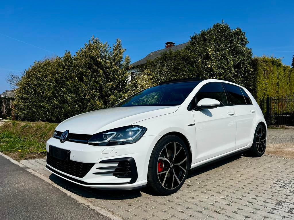 Vw Golf 7.5 GTD / 2.0 TDI 184 Pk / 2018 / Pano / Gekeurd, Voorwielaandrijving, Stof, 4 cilinders, Wit